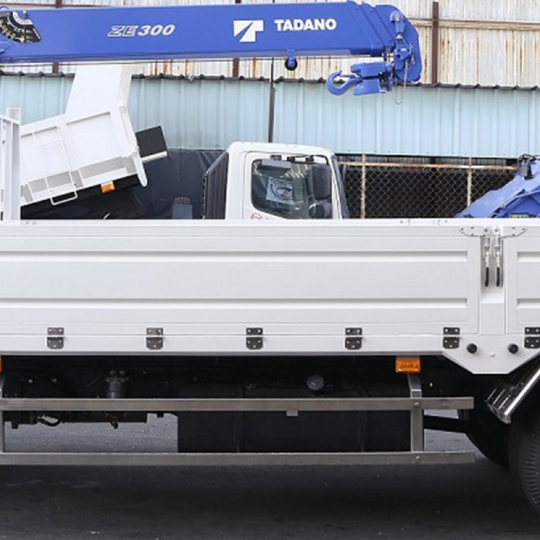 Xe Cẩu FRR90NE4 (4x2)