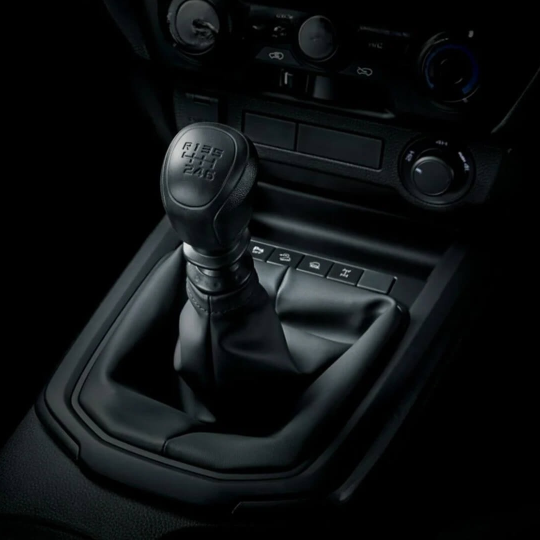 XE BÁN TẢI ISUZU - D-MAX - UTZ 800 1.9L 4x4 MT