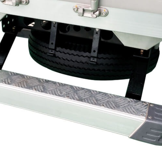 Xe tải ISUZU - QMR77HE5A - QUYEN AUTO.DLAS