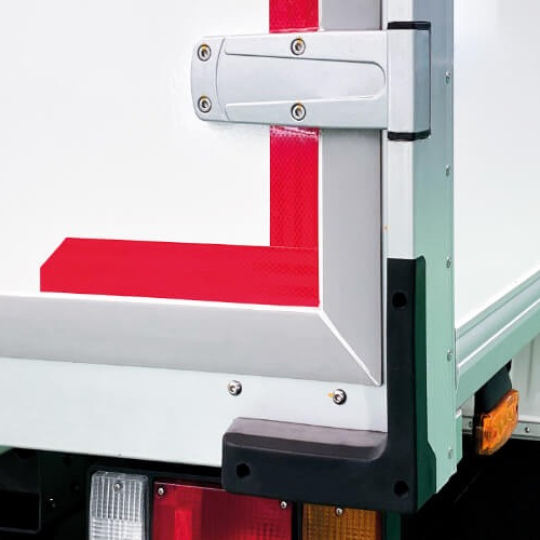 Xe tải ISUZU - QLR77FE5 - QUYEN AUTO.DLAS