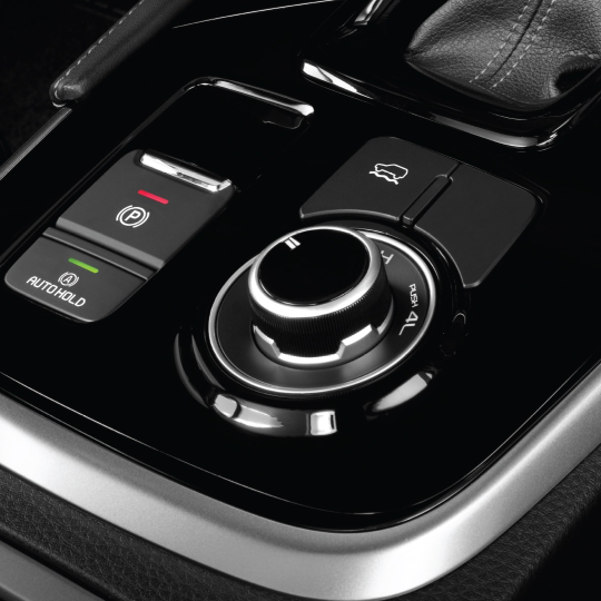 XE SUV ISUZU - MU-X - SPORT 1.9L 4x4 AT