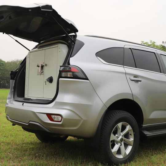 XE SUV ISUZU - MU-X CHỞ TIỀN - B7 1.9L 4x2 MT