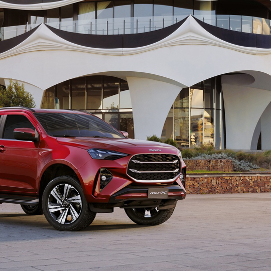 XE SUV ISUZU - MU-X - PRESTIGE 1.9L 4x2 AT