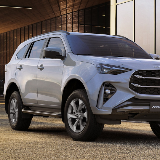 XE SUV ISUZU - MU-X - B7 Plus 1.9L 4x2 AT