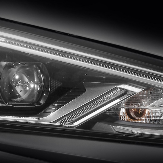 XE SUV ISUZU - MU-X CHỞ TIỀN - PREMIUM 1.9L 4x4 AT